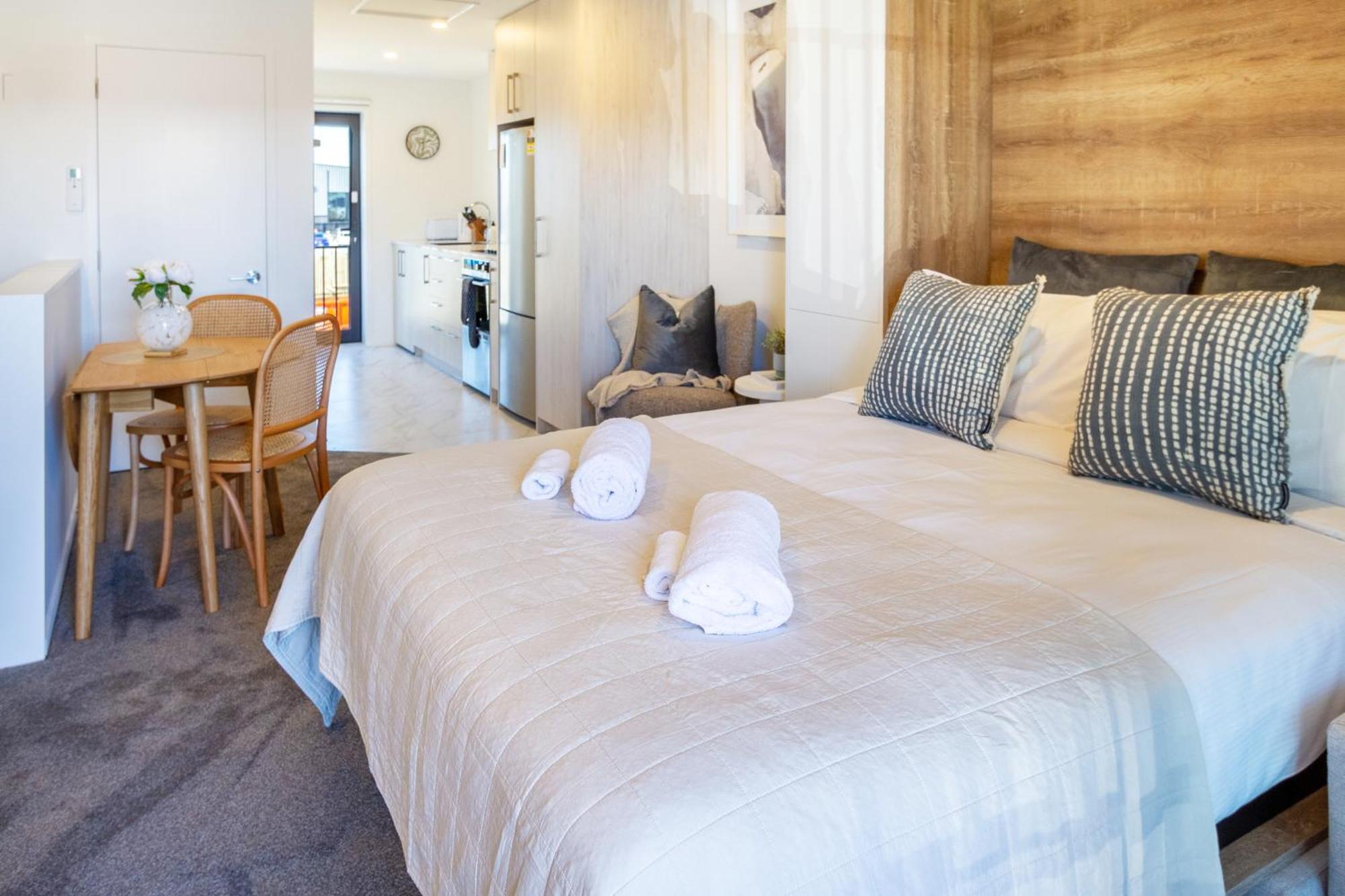 Explore From 8 Wilmer: Upper Level Cozy Studio Christchurch Exterior foto